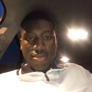 Meet your Posher, Dedric